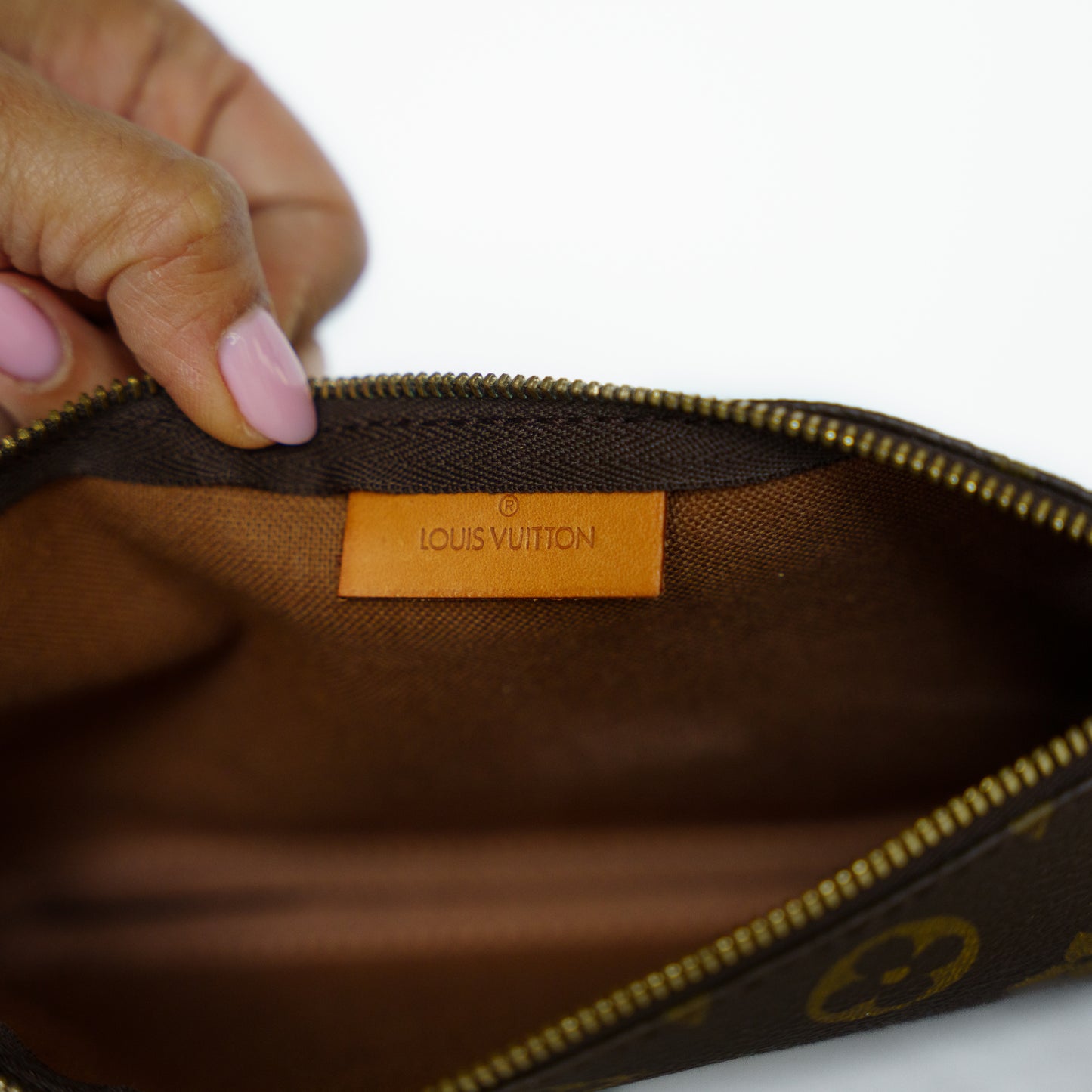 Louis Vuitton Pochette Accessoires in Monogram Canvas 131125B15