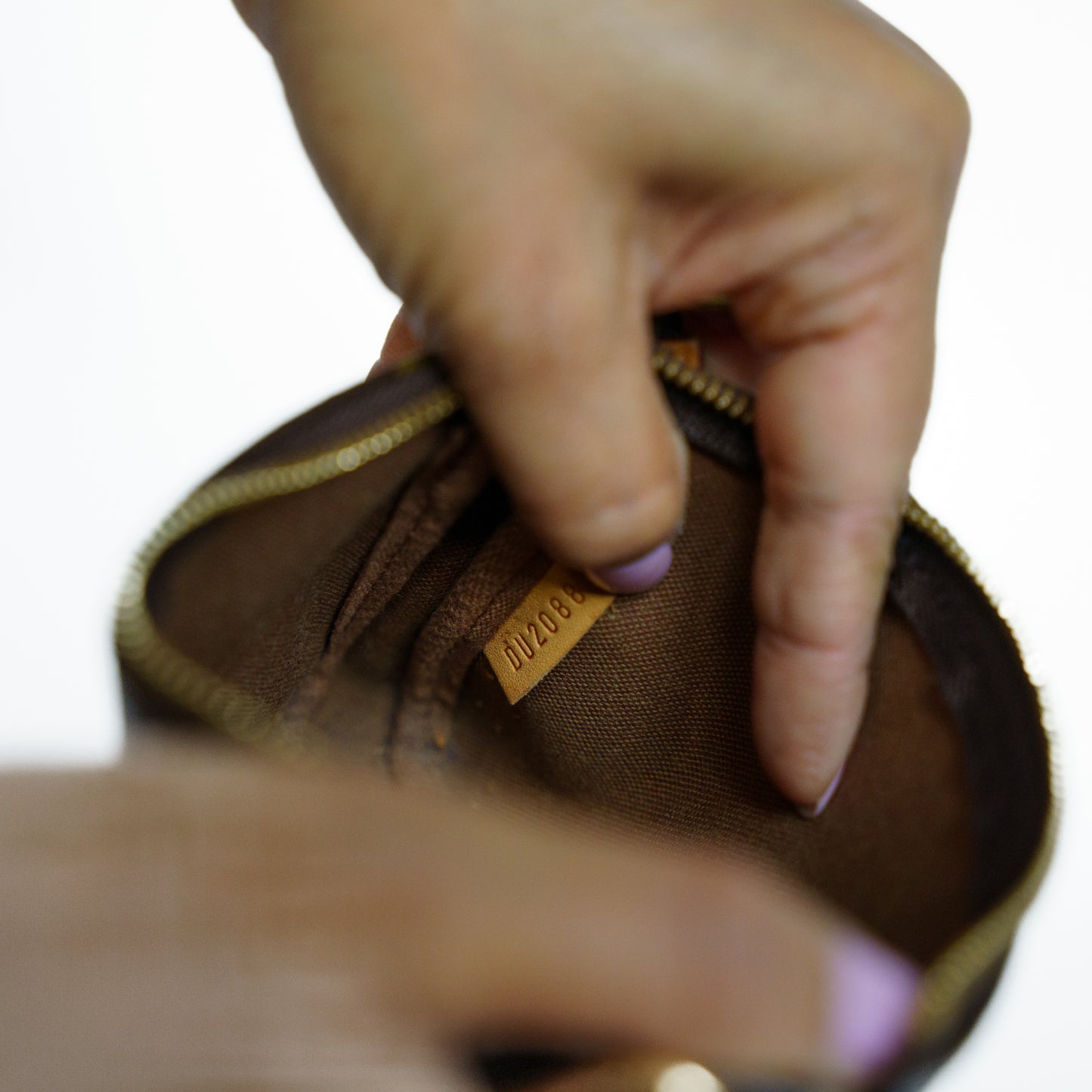 Louis Vuitton Mini Pochette Accesoires in Monogram Canvas 131125B16