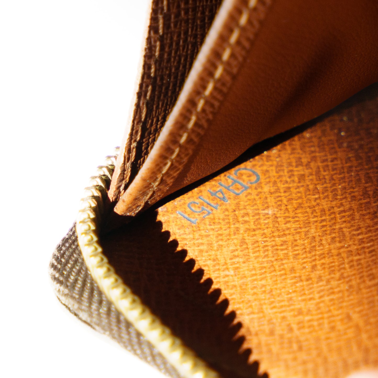 Louis Vuitton Monogram Zippy Wallet BC250925185