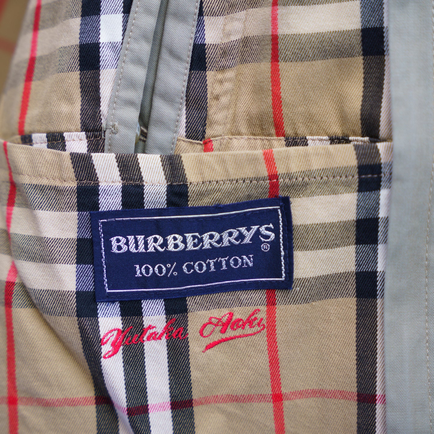 Burberry Women's Single Breasted Trench Coat Mac