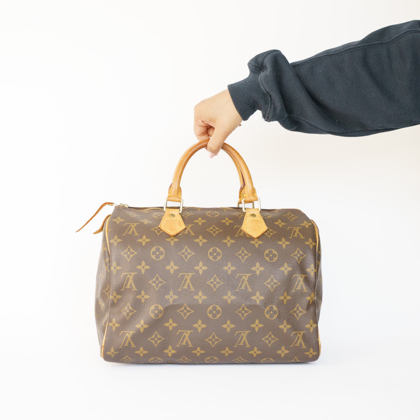 Louis Vuitton Speedy 30 in Monogram TH0060 050526X02
