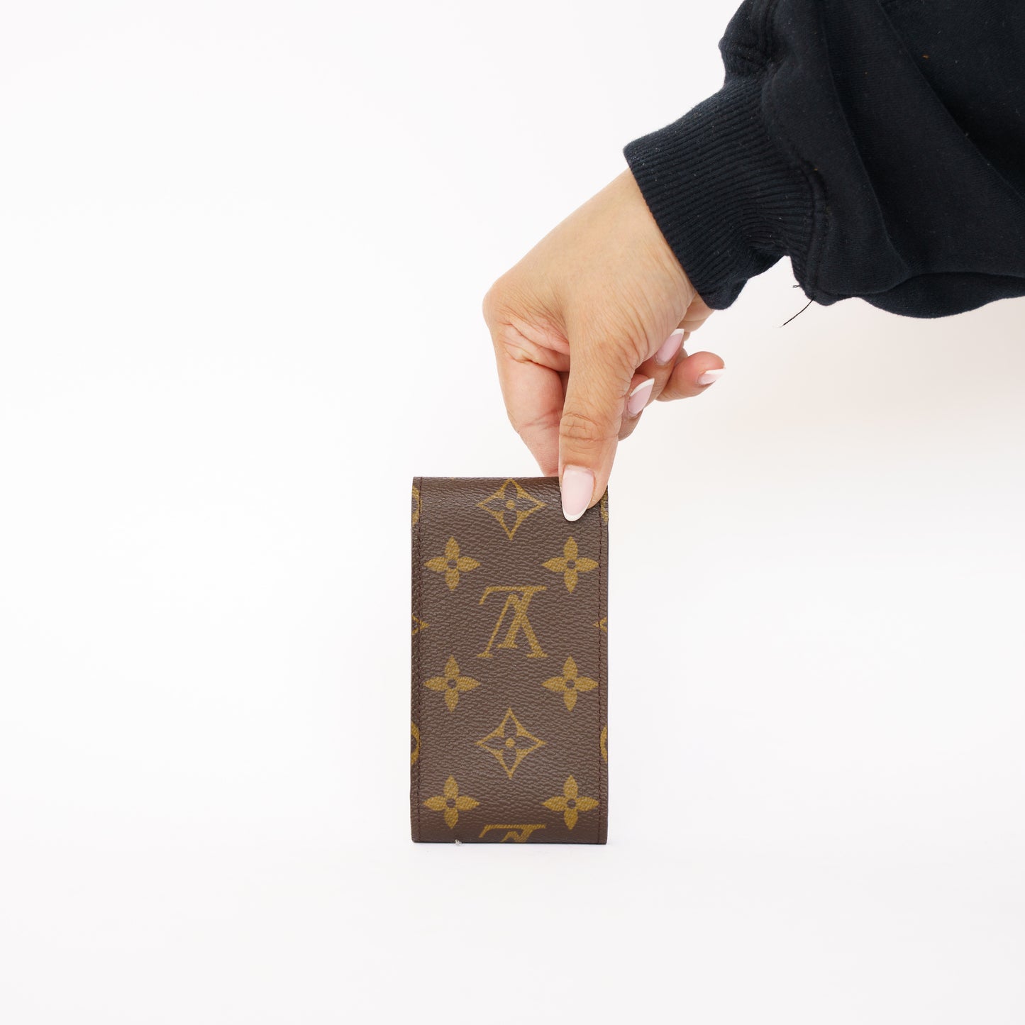 Louis Vuitton Etui Cigarette Case Tissue Holder in Monogram 050526B15
