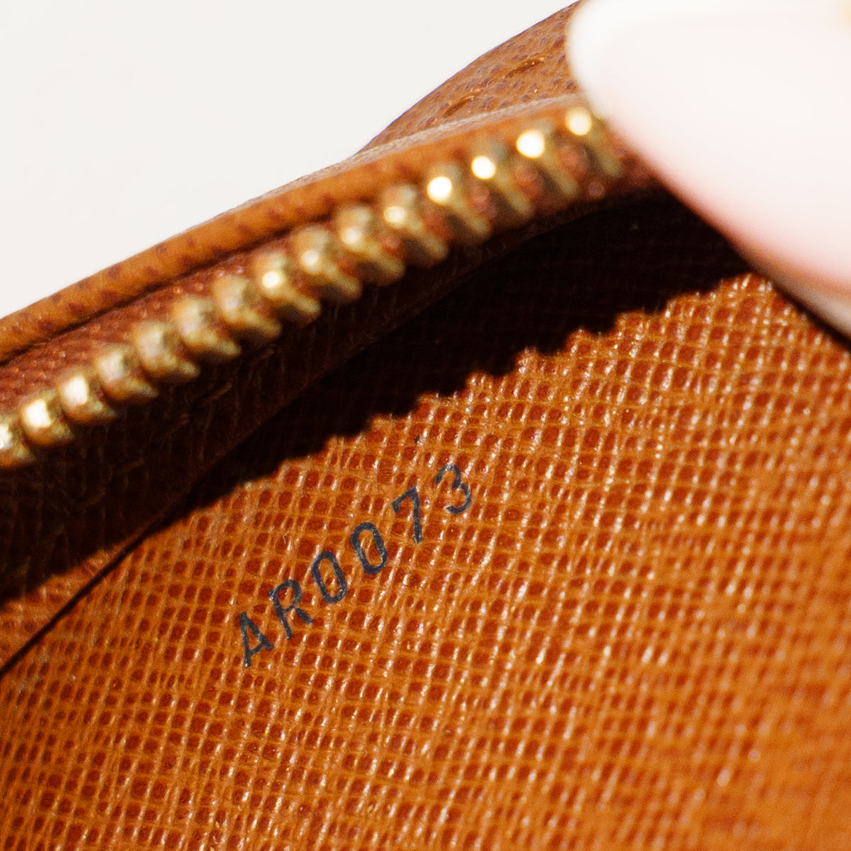 Louis Vuitton 2003 Orsay in Monogram Canvas 061026A19
