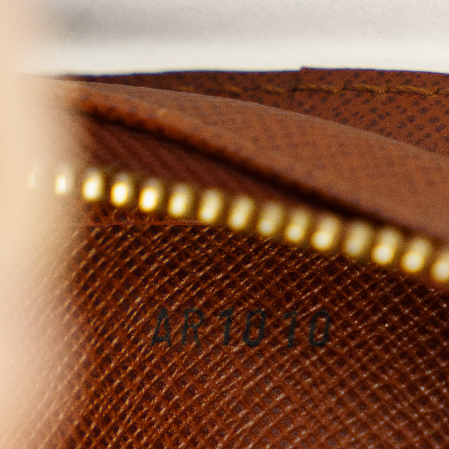 Louis Vuitton Orsay Clutch Monogram 090626A10