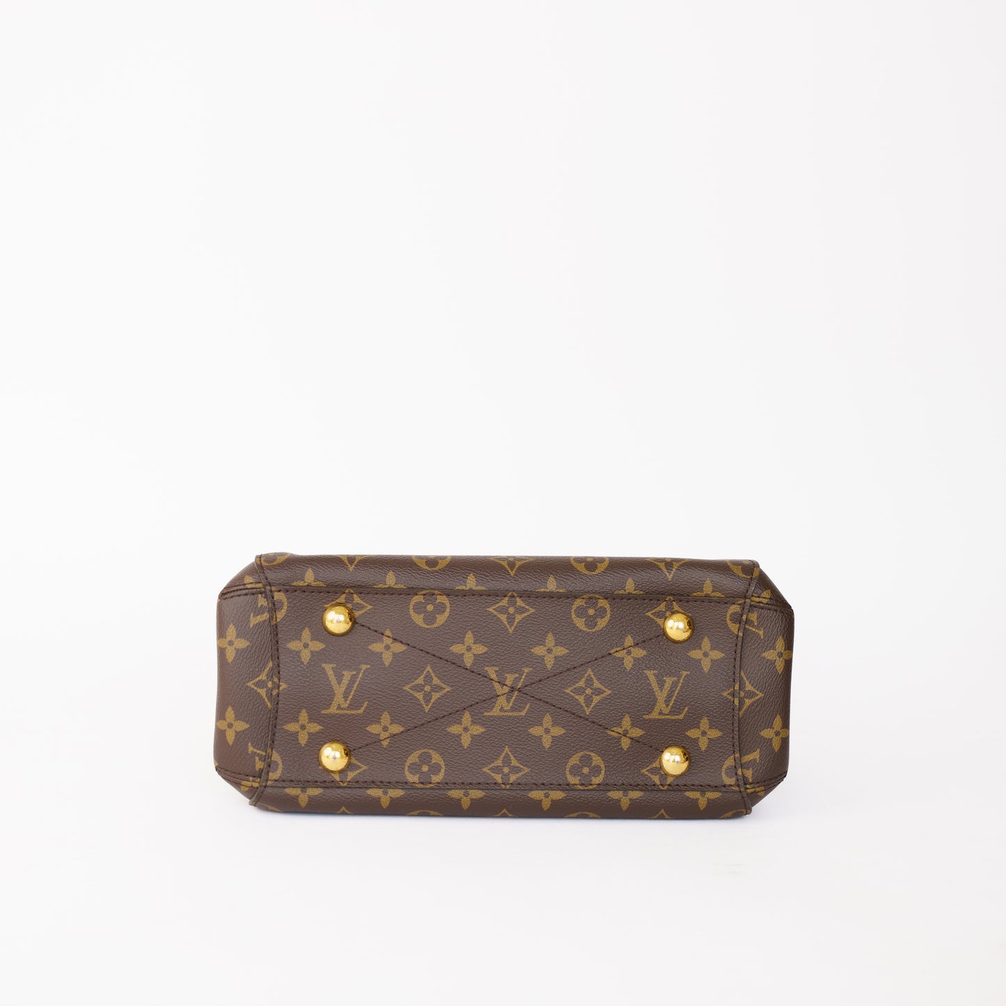 Louis Vuitton Montaigne BB in Monogram Canvas CA2139