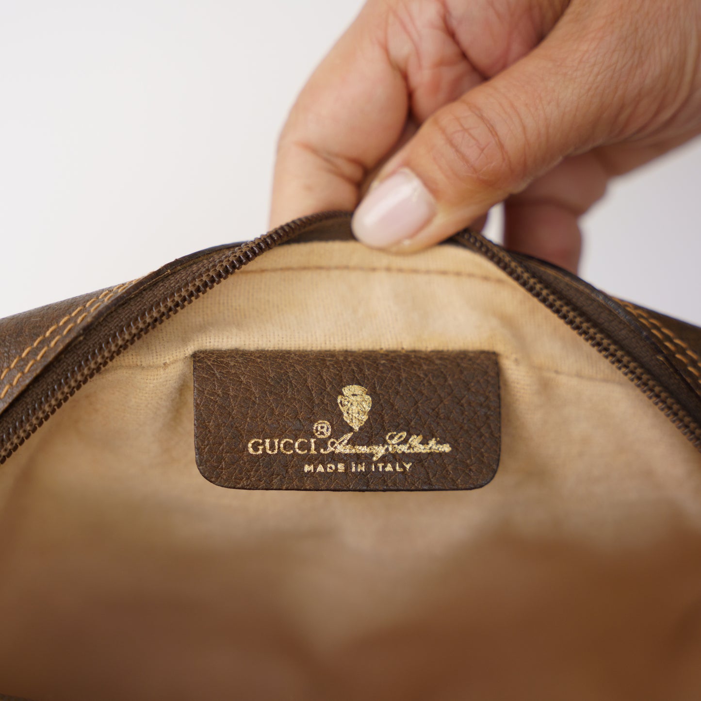 Gucci Crossbody Sherry Line Vintage No.2 140126B20