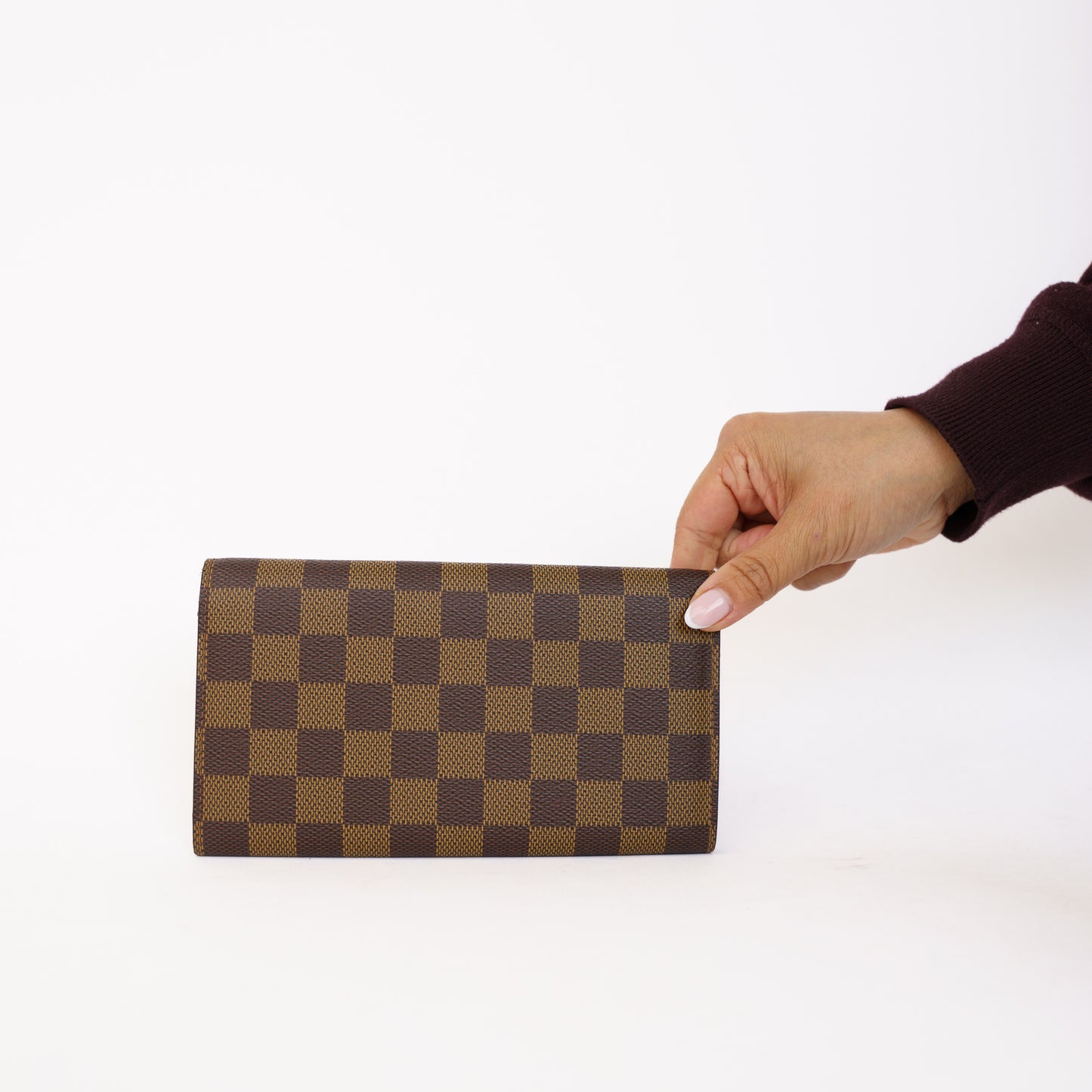 Louis Vuitton Sarah Wallet in Damier Ebene 160326K03
