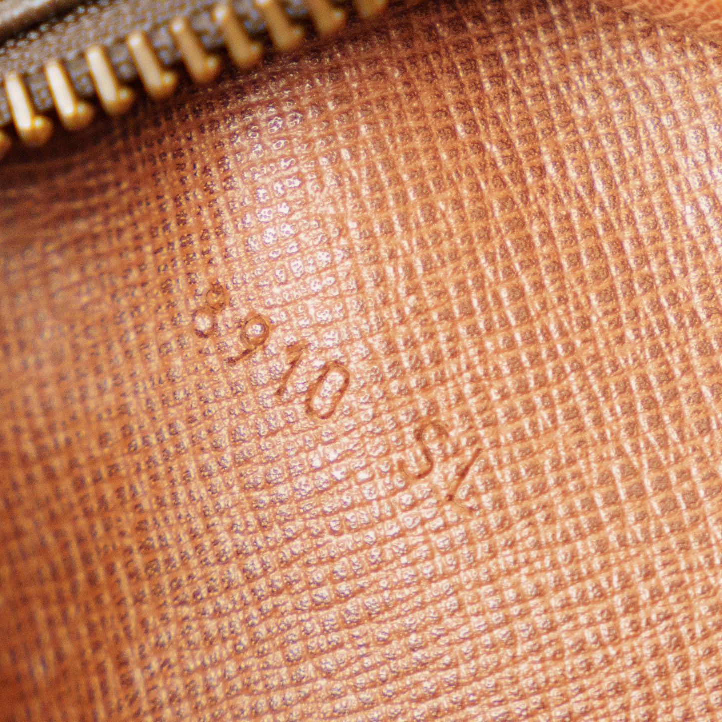 Louis Vuitton Compiegne 28 in Monogram 160626S06