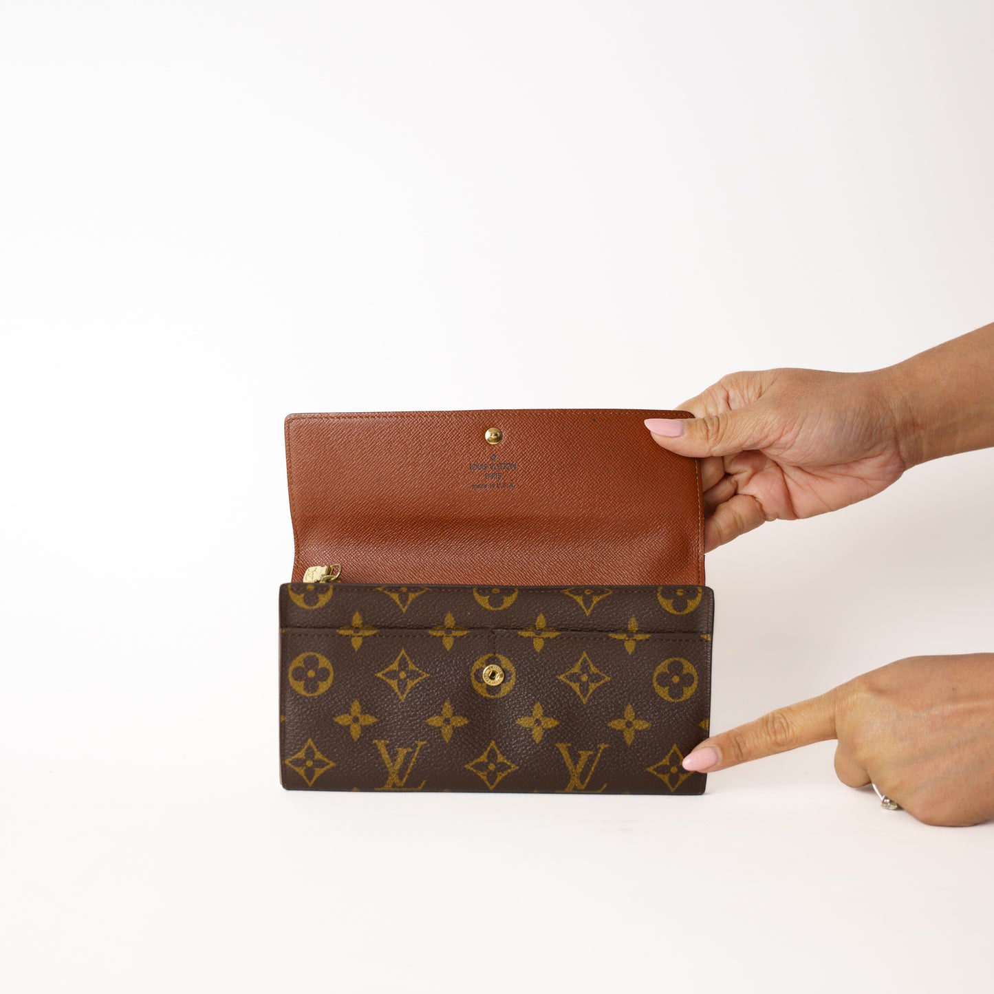 Louis Vuitton Vintage Wallet in Monogram 181225B35