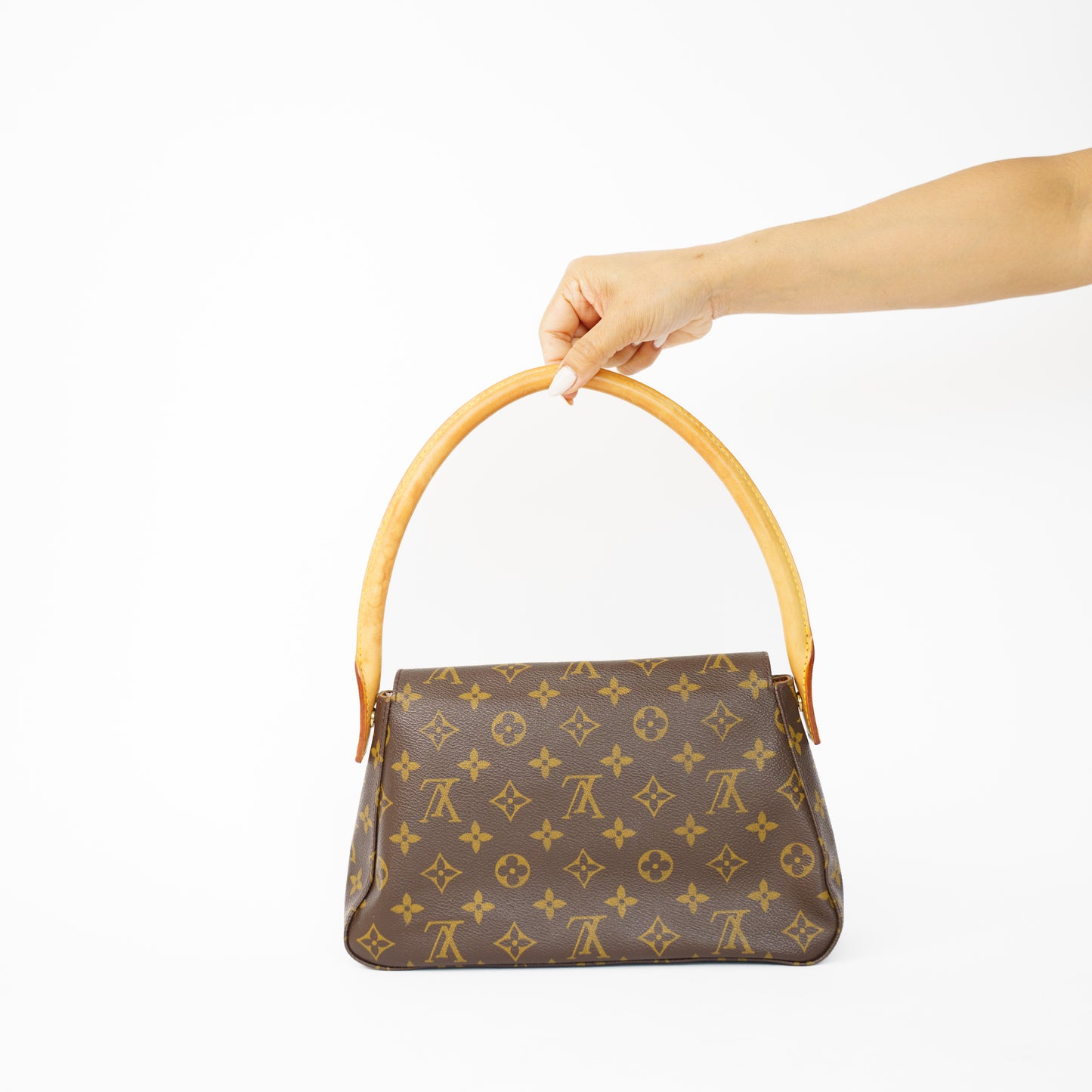 Louis Vuitton Looping PM Monogram 210526A08