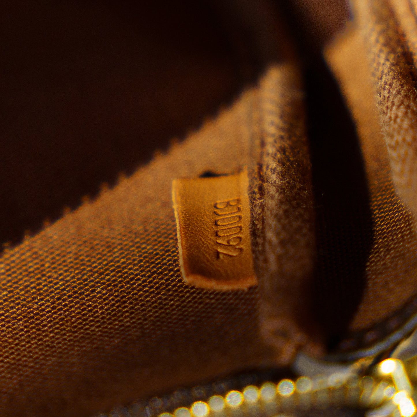 Louis Vuitton Pochette Accessoires in Monogram Canvas BJ0092 221025C168