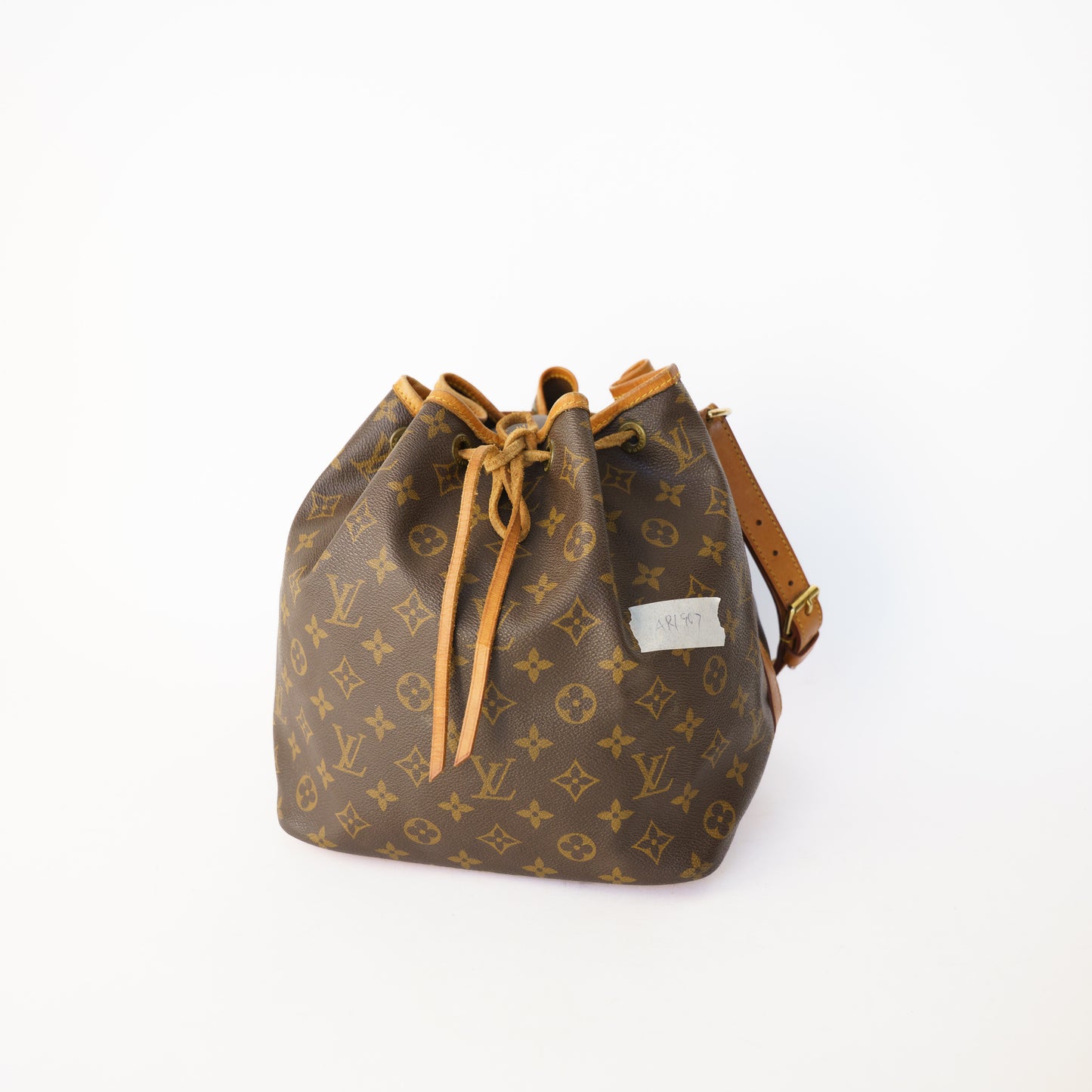 Louis Vuitton Noe PM Bucket Bag in Monogram 230426B13