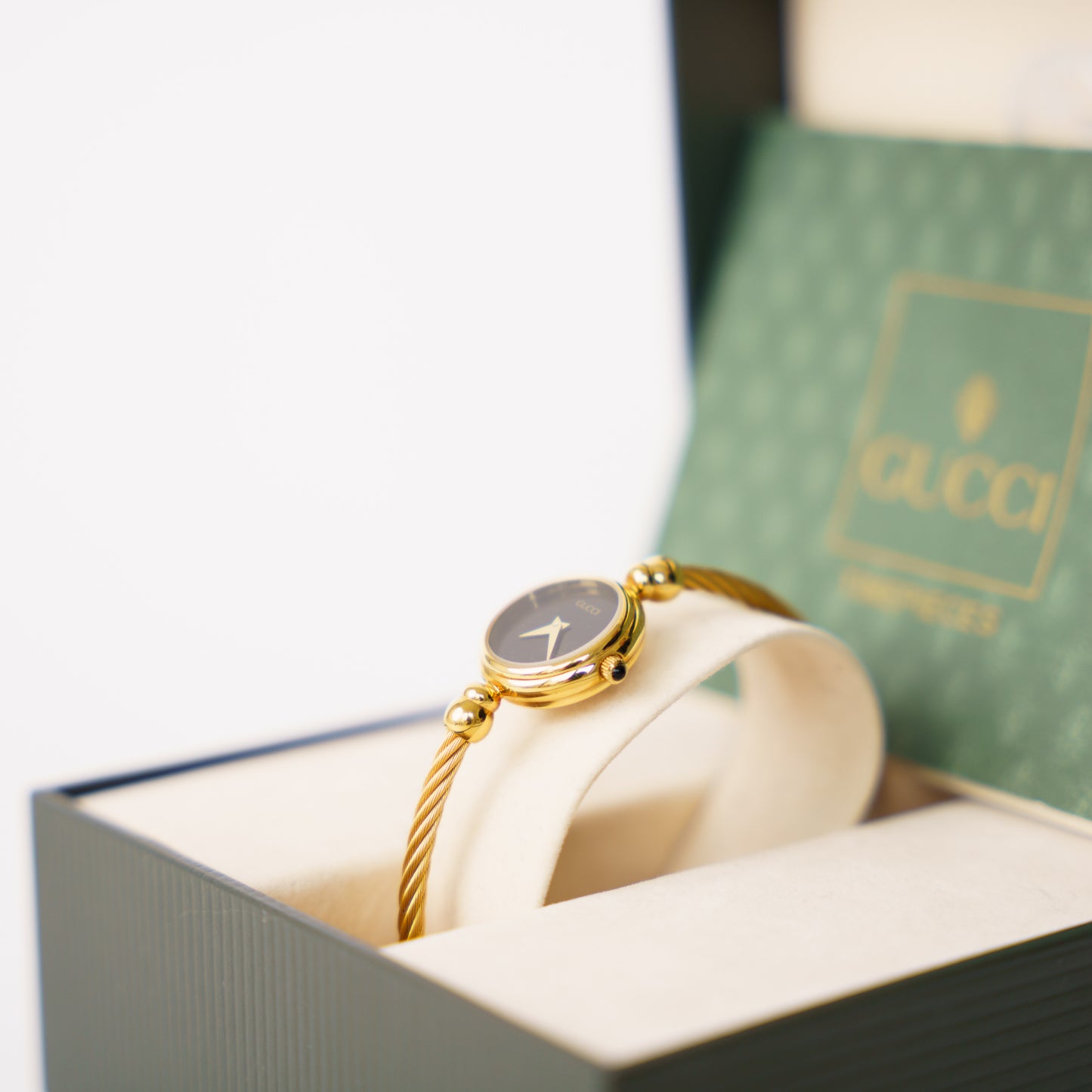 Gucci Ladies Gold Plated Bangle Watch 2700.2.L 260226C05