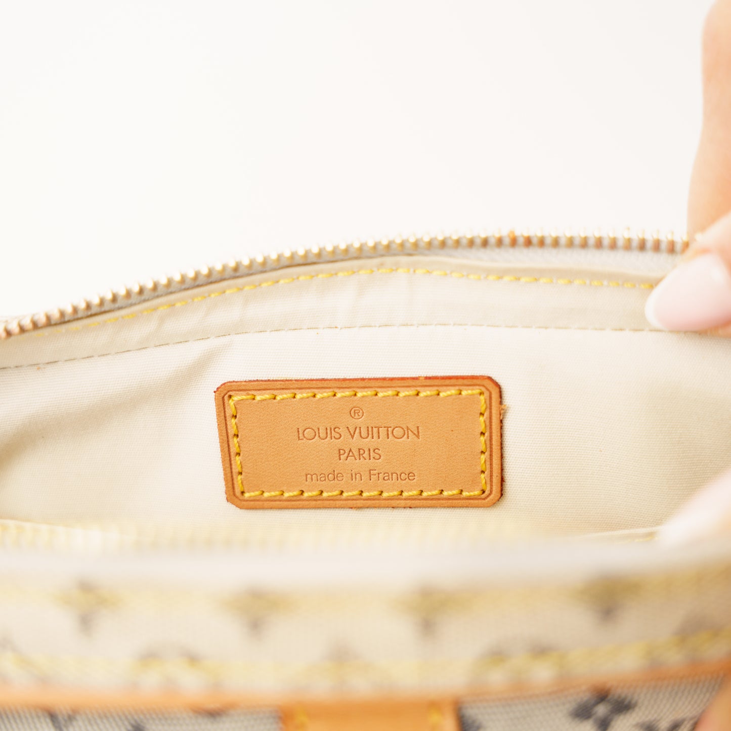 Louis Vuitton Juliette Crossbody in Light Blue Denim 300426B15