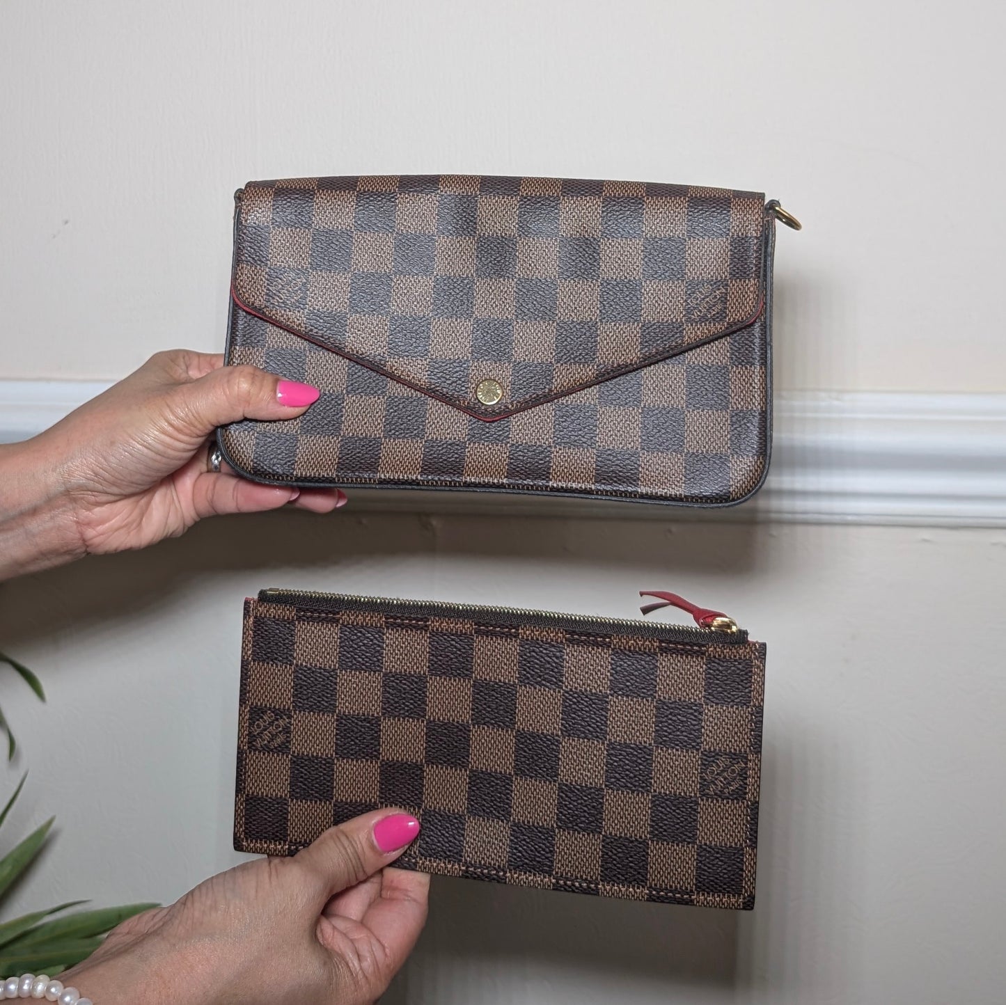 Louis Vuitton Felicie Pochette in Damier Ebene MI4198