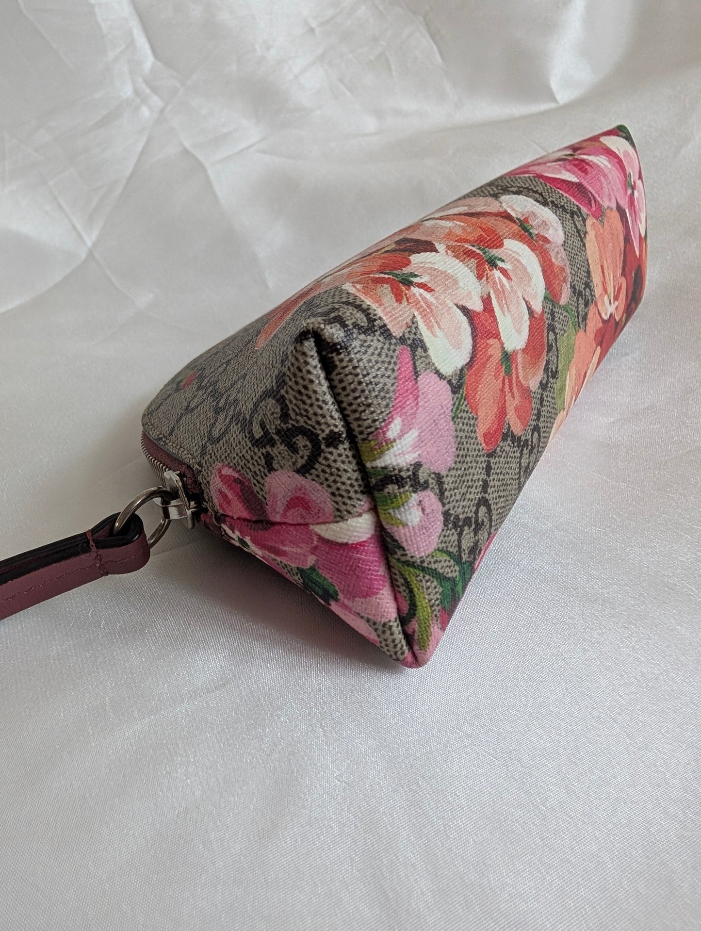 Gucci Flower Blooms in Pink Cosmetic Pouch