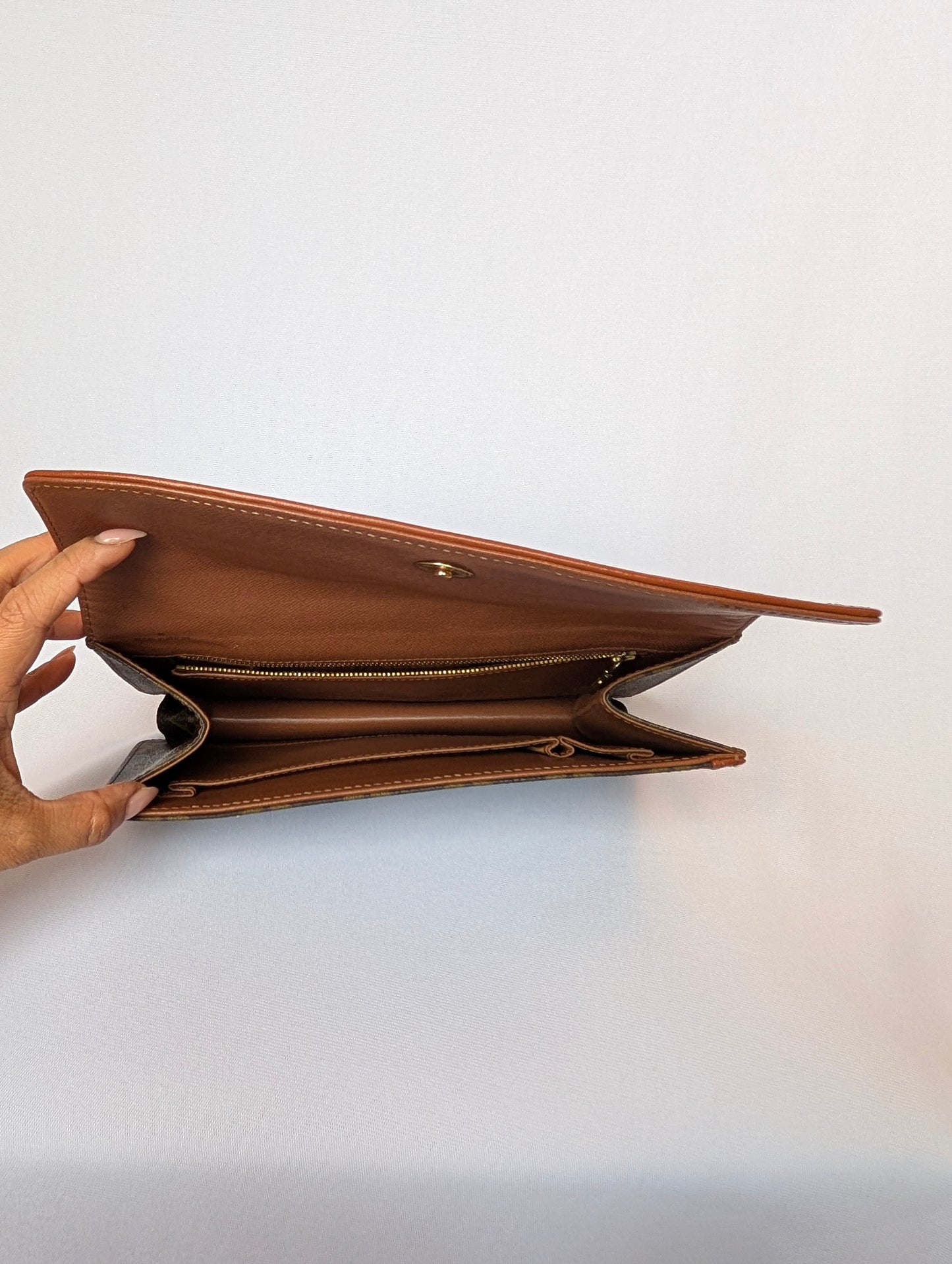 Louis Vuitton 1990 Pochette Dame GM Clutch TH0910