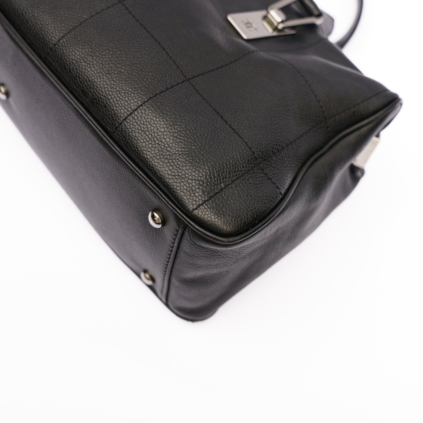 Chanel Chocolate Bar Bag in Black Caviar