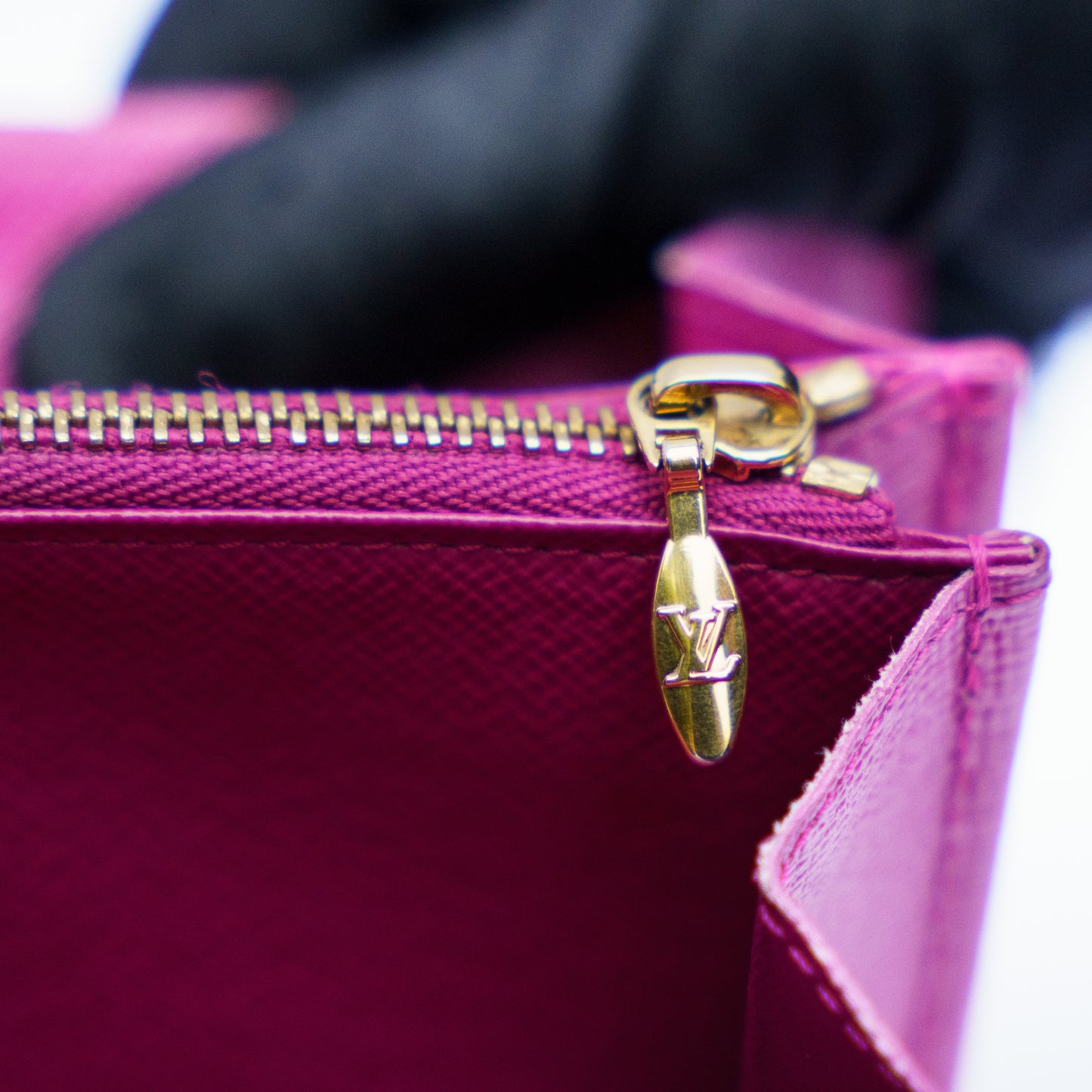 Louis Vuitton 2012 Sarah Wallet X Takashi Murakami White Multicolor  CA2192