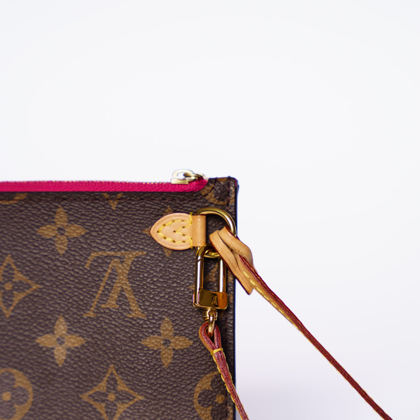 Louis Vuitton Neverfull Pouch Monogram in Pivoine Interior