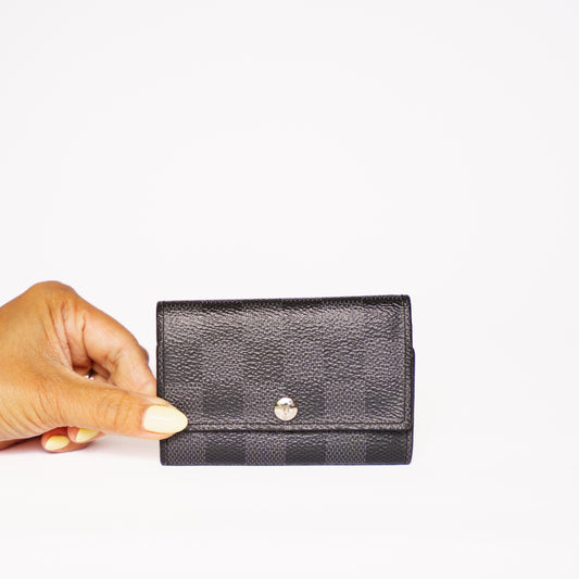 Louis Vuitton 6 Key Holder in Damier Graphite
