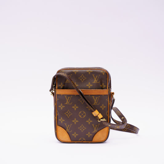 Louis Vuitton 2001 Danube Crossbody in Monogram Canvas SL0041