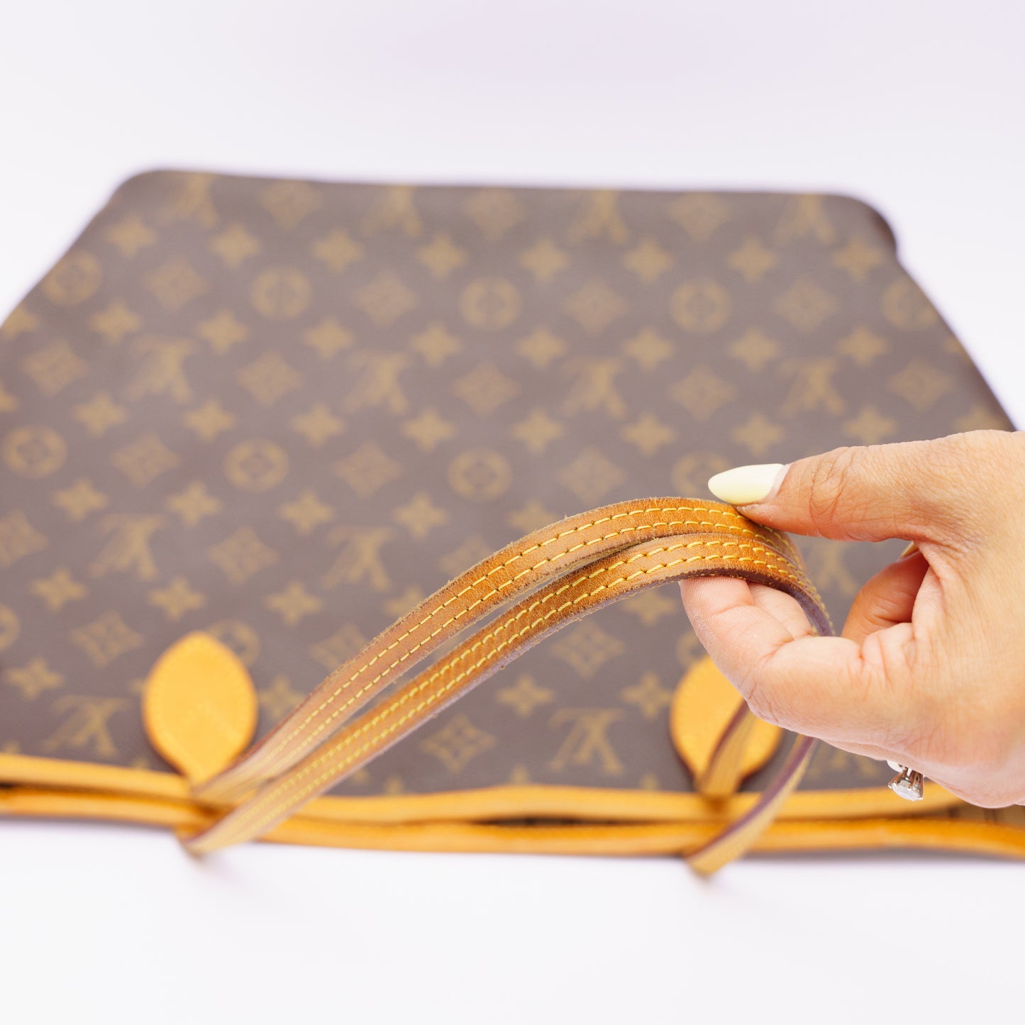 Louis Vuitton 2015 Monogram Neverfull Bag *No Pouch* CA3105