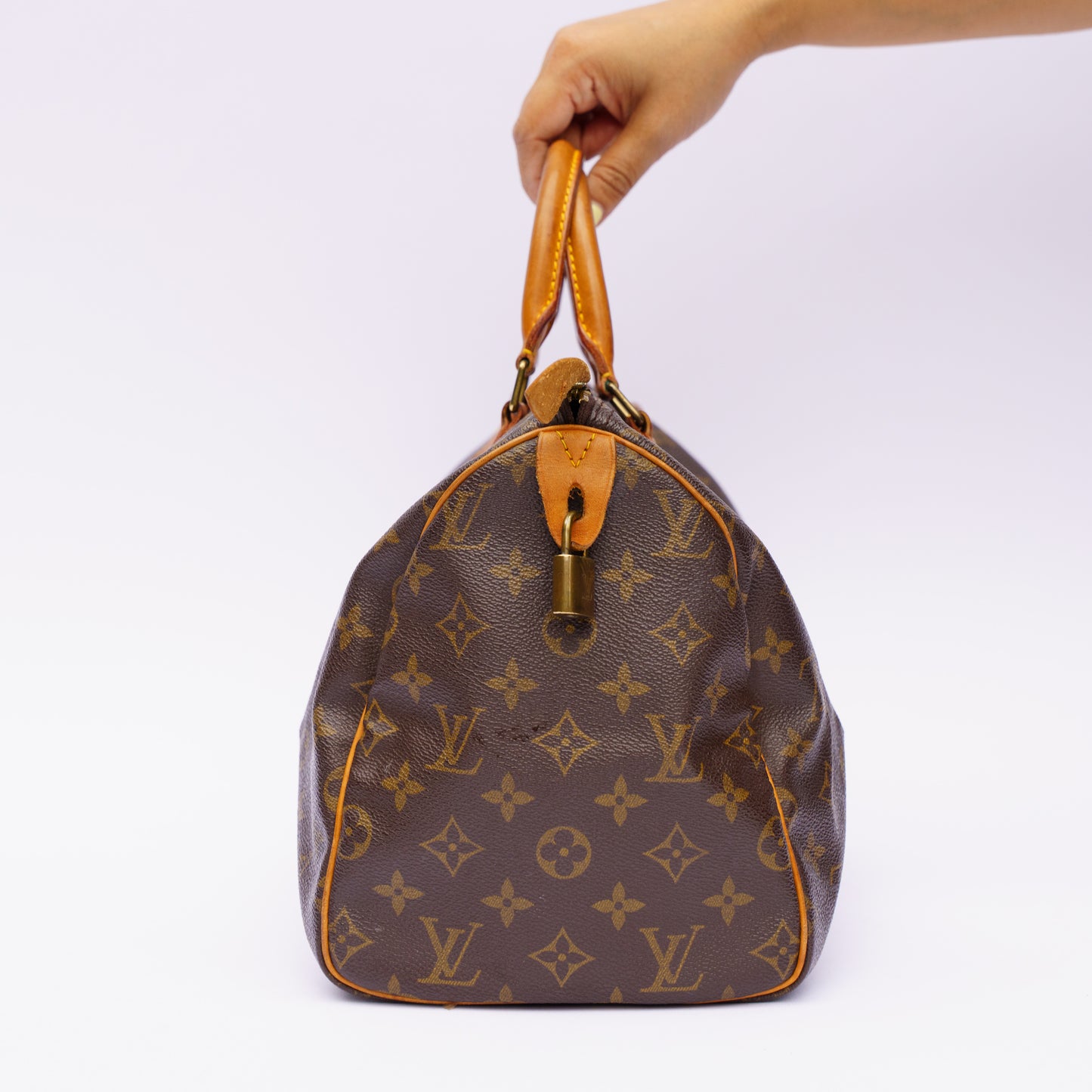 Louis Vuitton 1992 Monogram Speedy 30 in Monogram Canvas VI0942