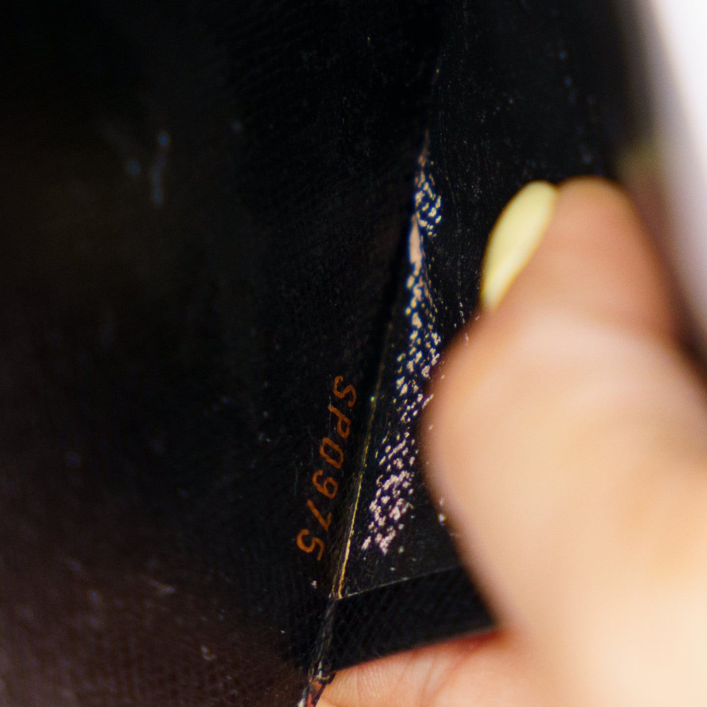 Louis Vuitton 1995 Epi Red Agenda MM SP0975