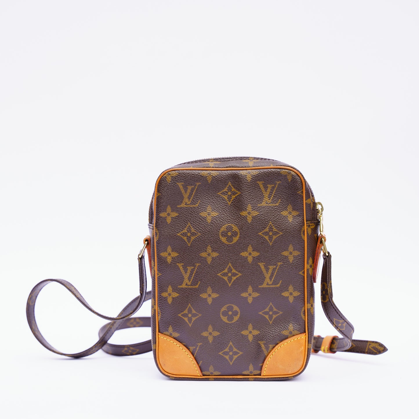 Louis Vuitton Danube PM Crossbody BC180925158