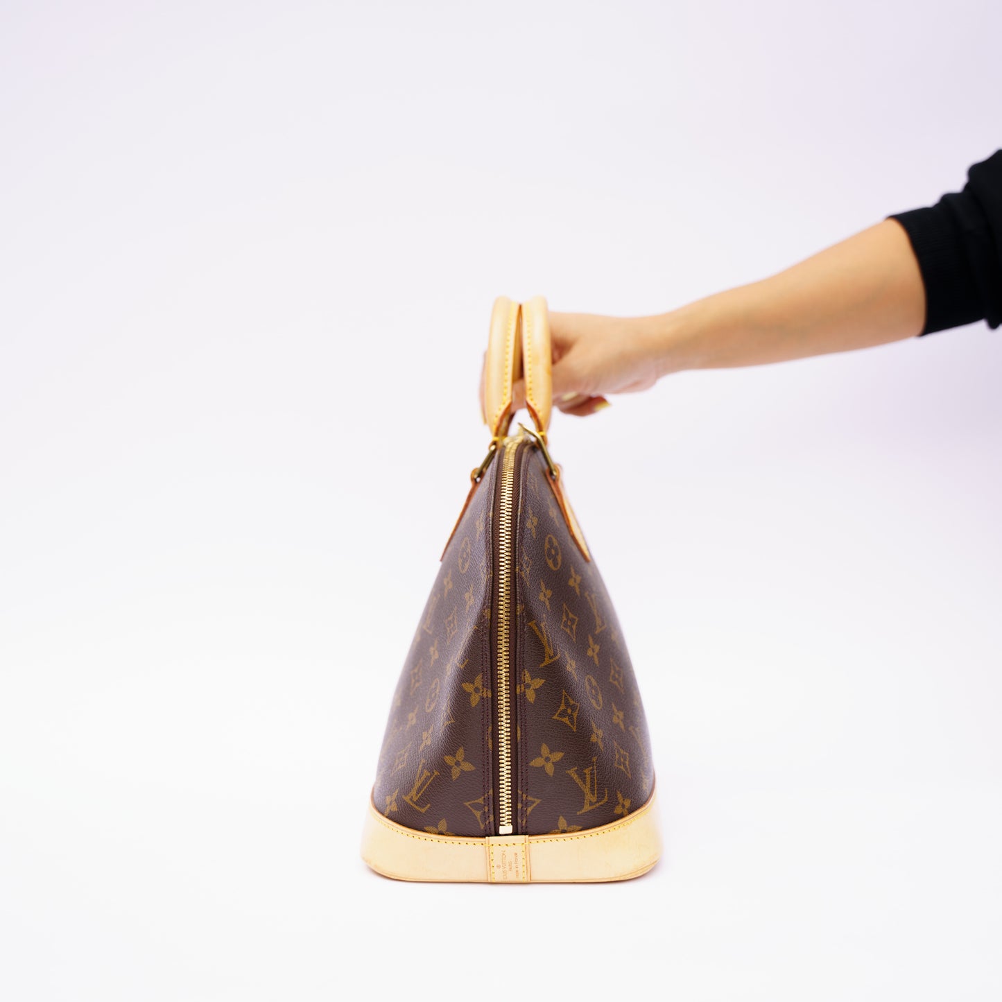 Louis Vuitton 1999 Alma PM  in Monogram Canvas BA1909