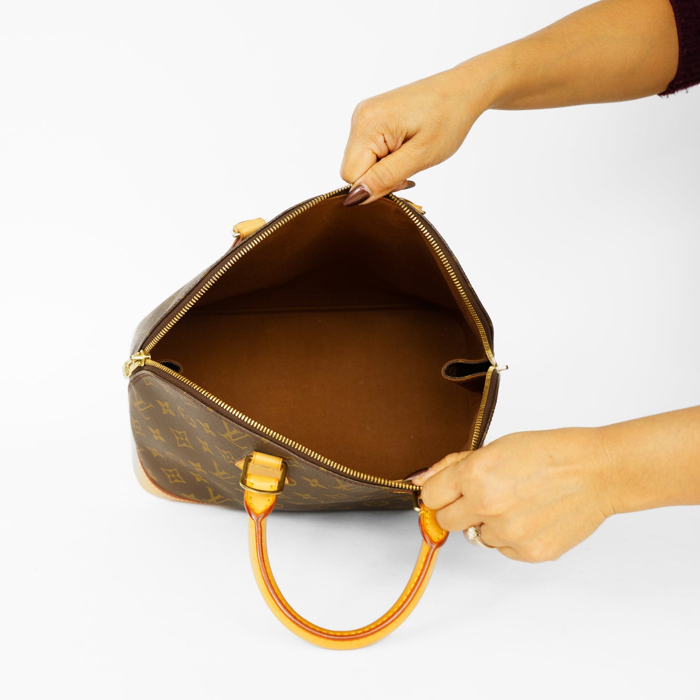 Louis Vuitton Alma PM in Monogram Canvas 061125B22