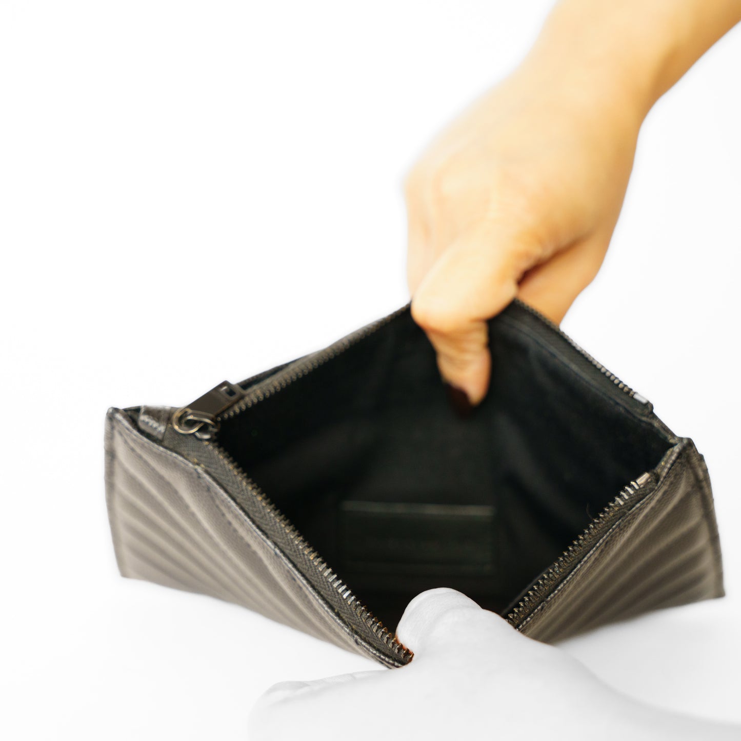 YSL Matelasse Pouch in Black / Black 061125B24