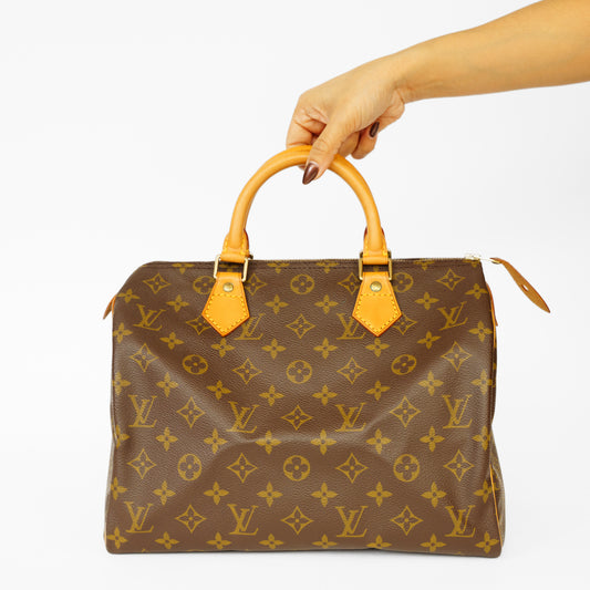 Louis Vuitton Speedy 30 in Monogram Canvas 061125B25