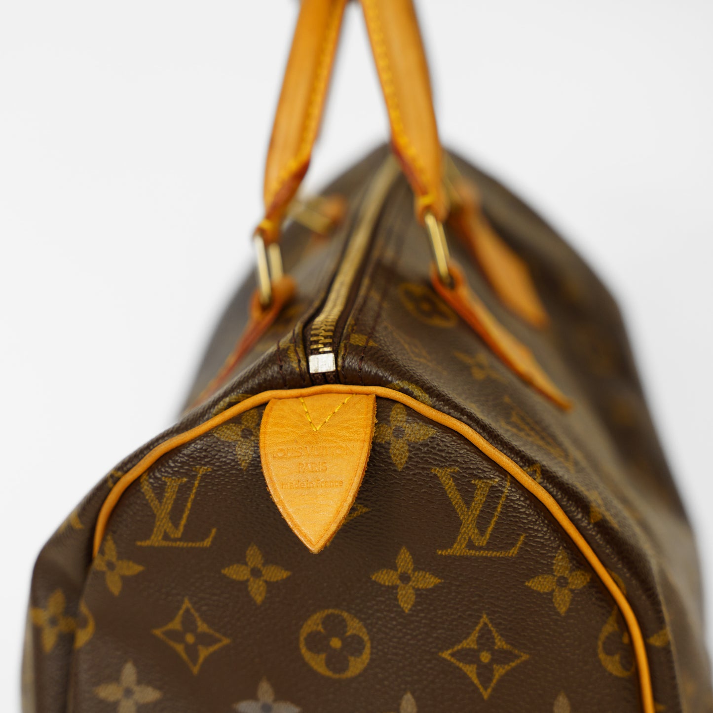 Louis Vuitton Speedy 30 in Monogram Canvas 061125B6