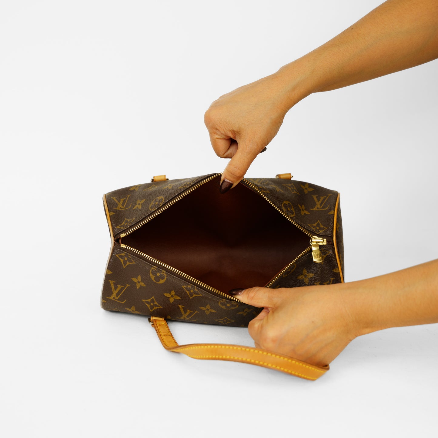 Louis Vuitton Papillon 26 in Monogram Canvas SP0053 061125B7