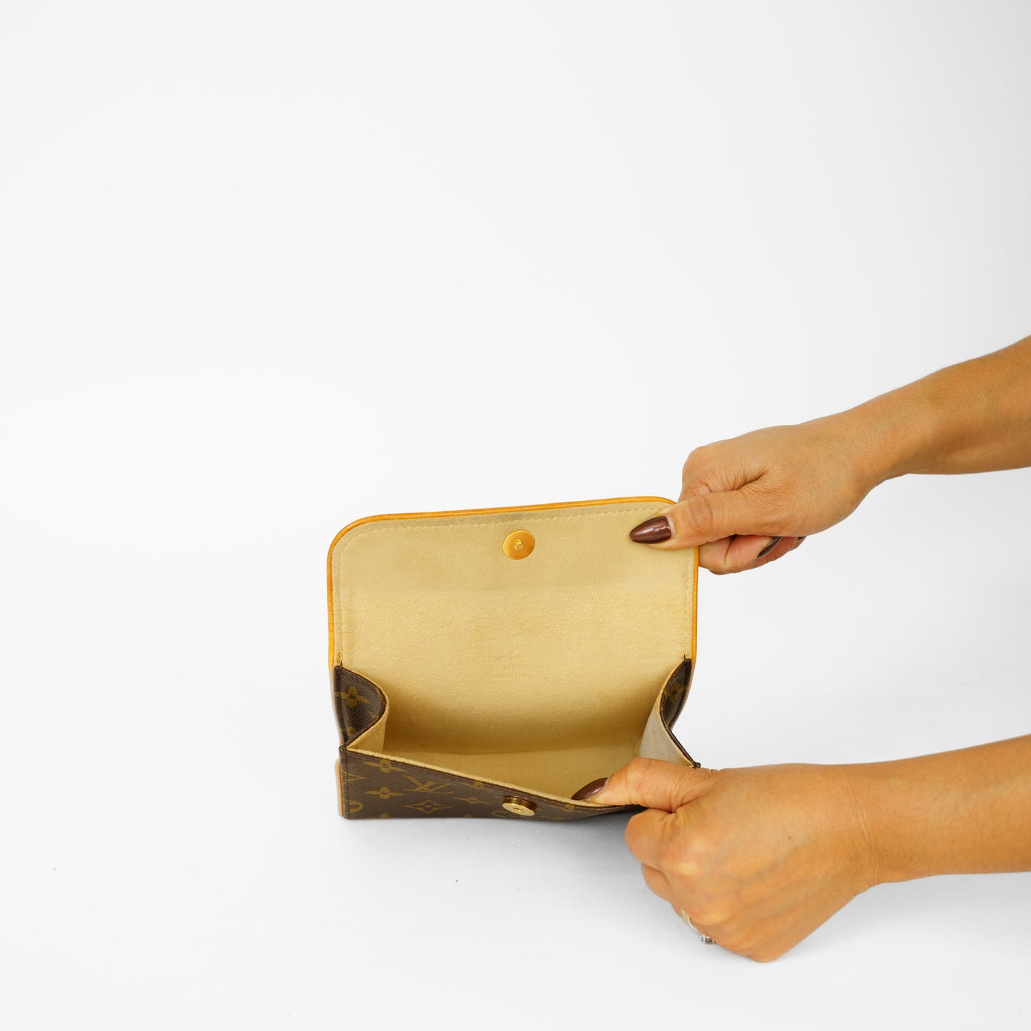 Louis Vuitton Florentine Pochette in Monogram Canvas 061125B12