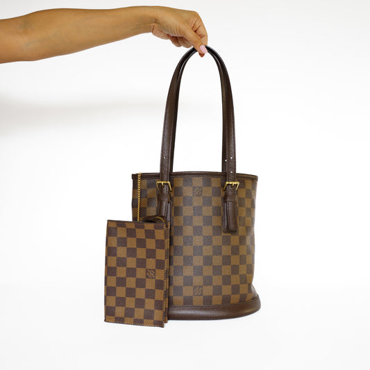 Louis Vuitton Bucket Bag and Pouch in Damier Ebene Canvas 131125B13