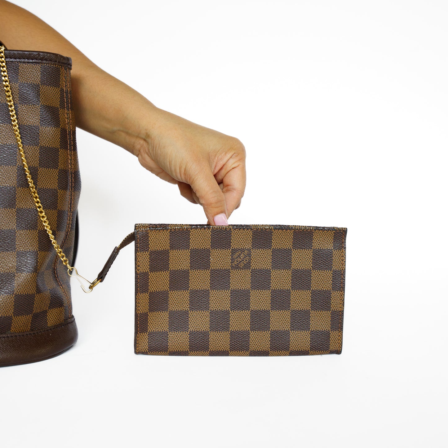 Louis Vuitton Bucket Bag and Pouch in Damier Ebene Canvas 131125B13