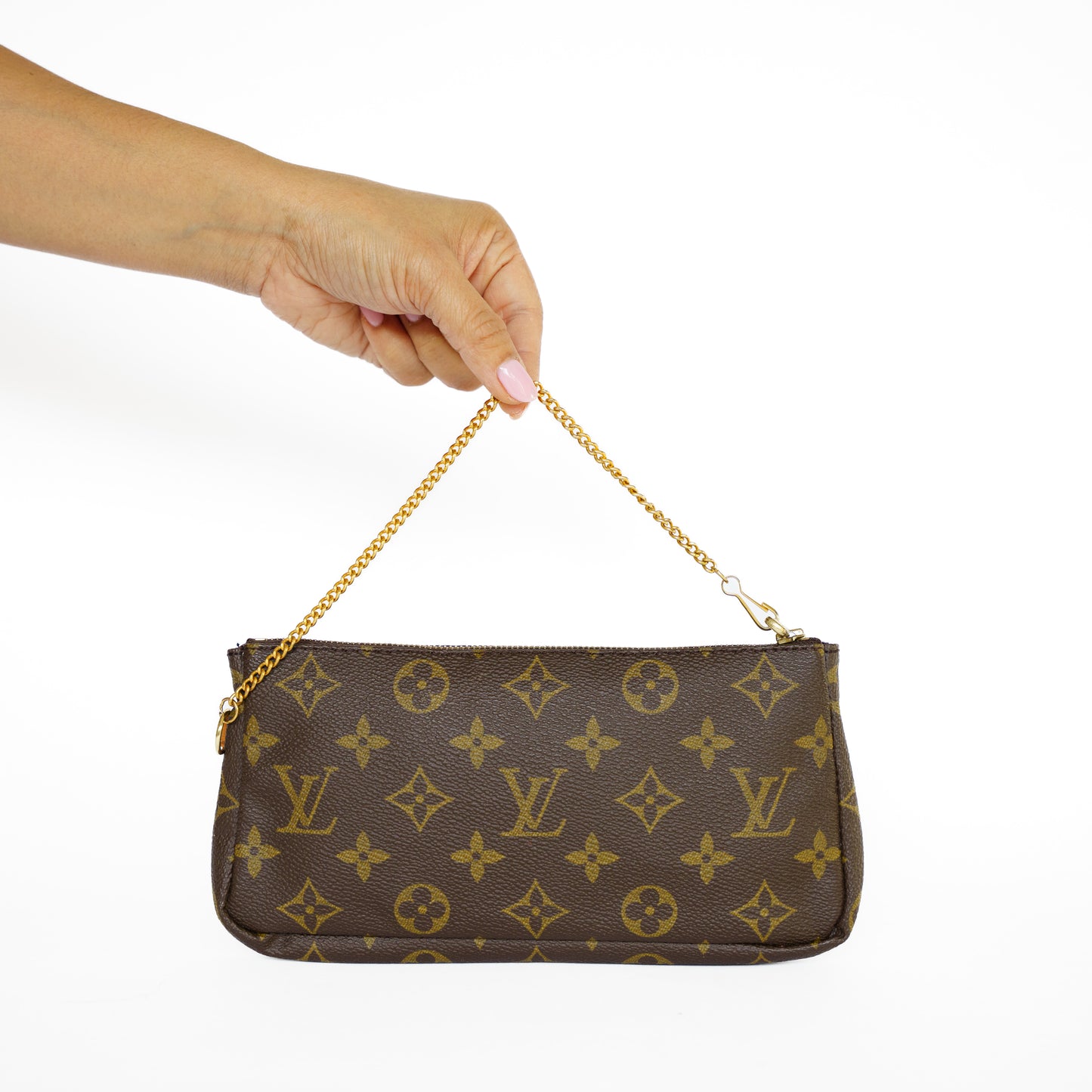 Louis Vuitton Pochette Accessoires in Monogram Canvas 131125B15