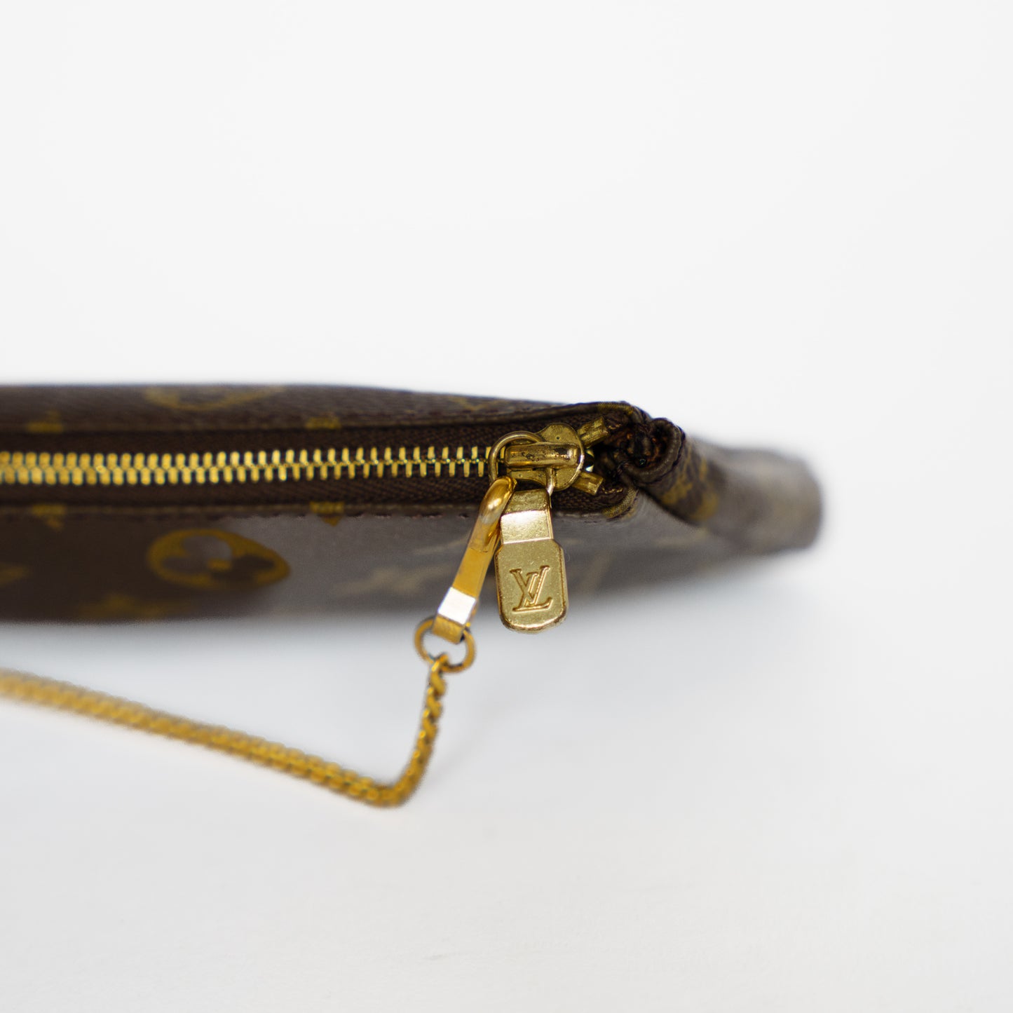 Louis Vuitton Pochette Accessoires in Monogram Canvas 131125B15