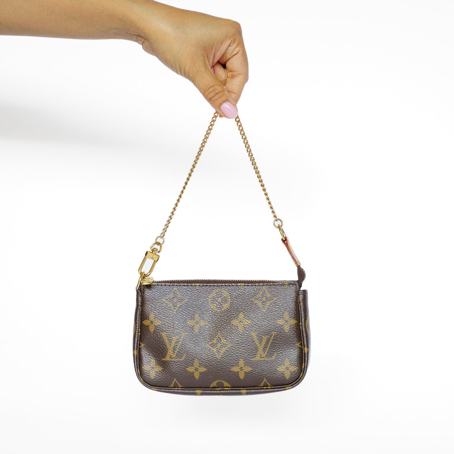 Louis Vuitton Mini Pochette Accesoires in Monogram Canvas 131125B16