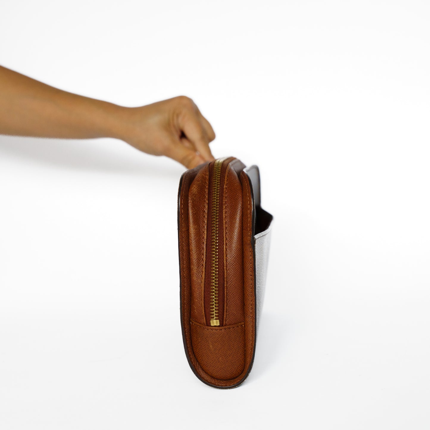 Louis Vuitton Orsay Clutch in Monogram Canvas 131125B20