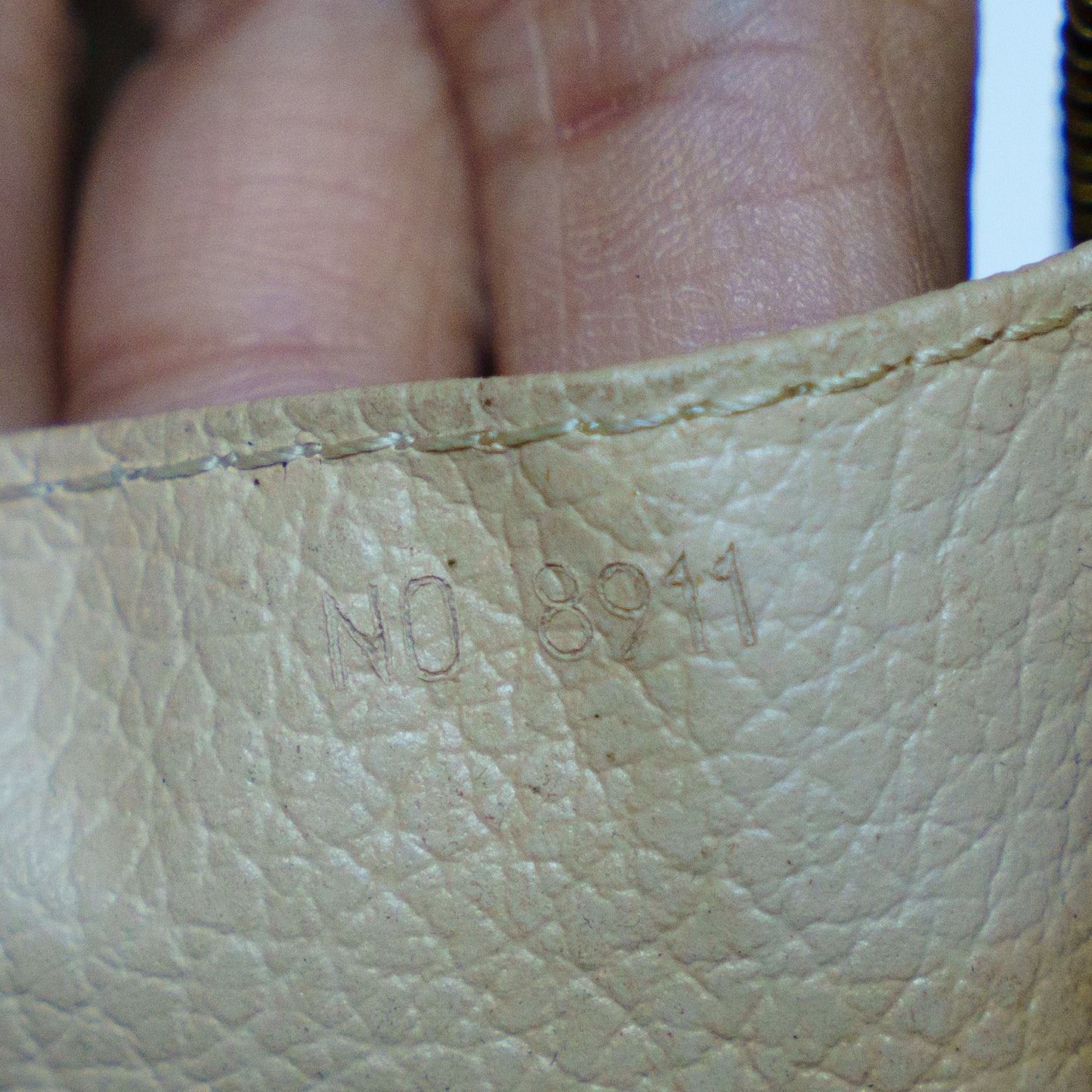 Louis Vuitton Trousse 28 in Monogram Canvas 8911 131125B17183