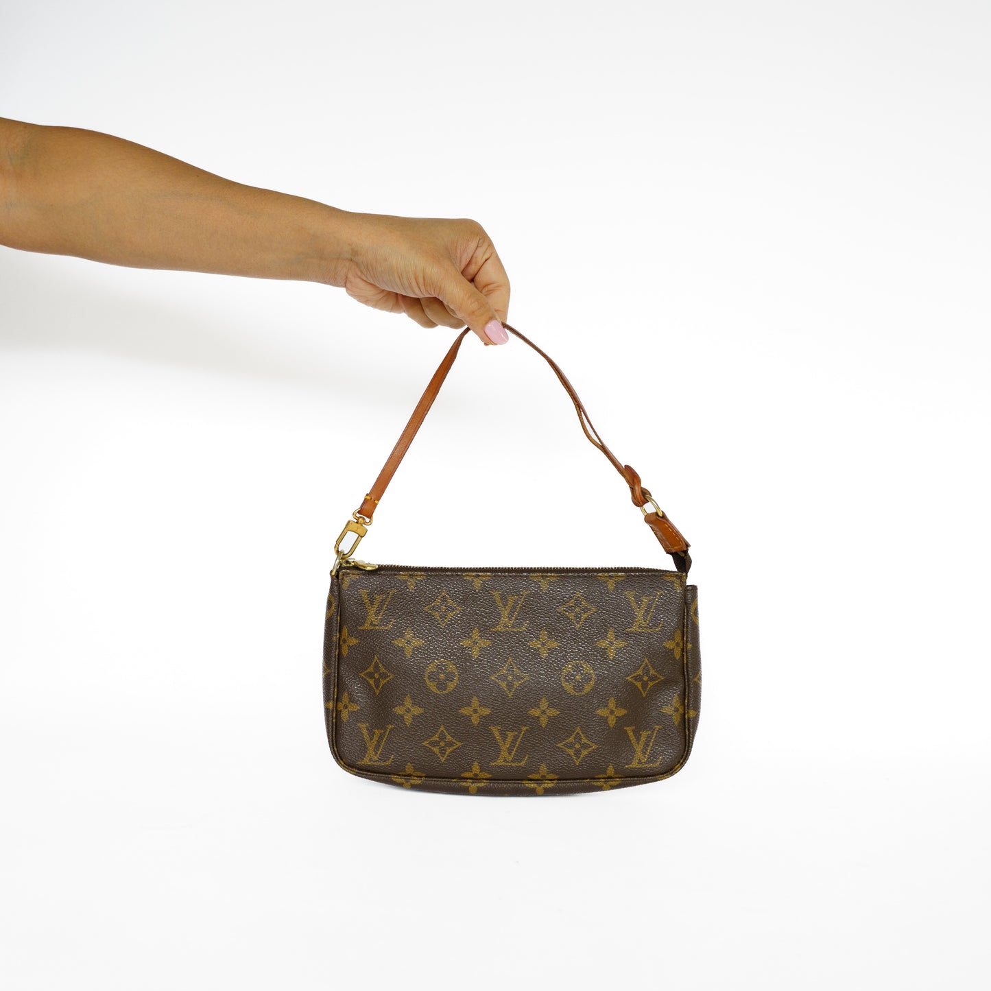 Louis Vuitton Pochette Accesoires in Monogram Canvas 131125B231