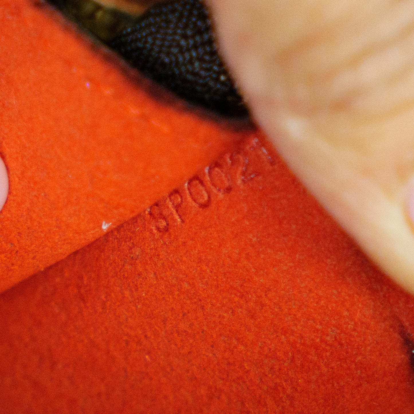 Louis Vuitton Bucket Pouch in Damier Ebene Canvas 131125B278