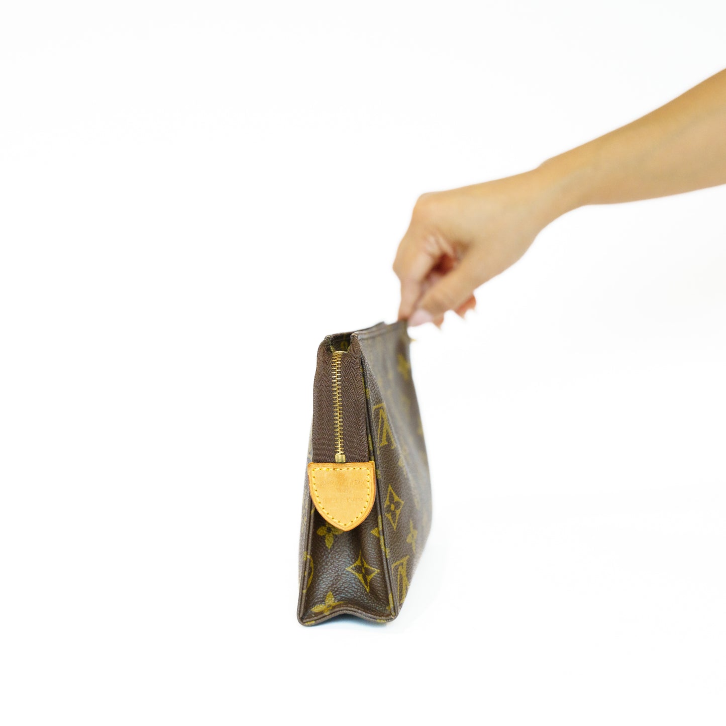 Louis Vuitton Toiletry Pouch 19 in Monogram Canvas 141025B294