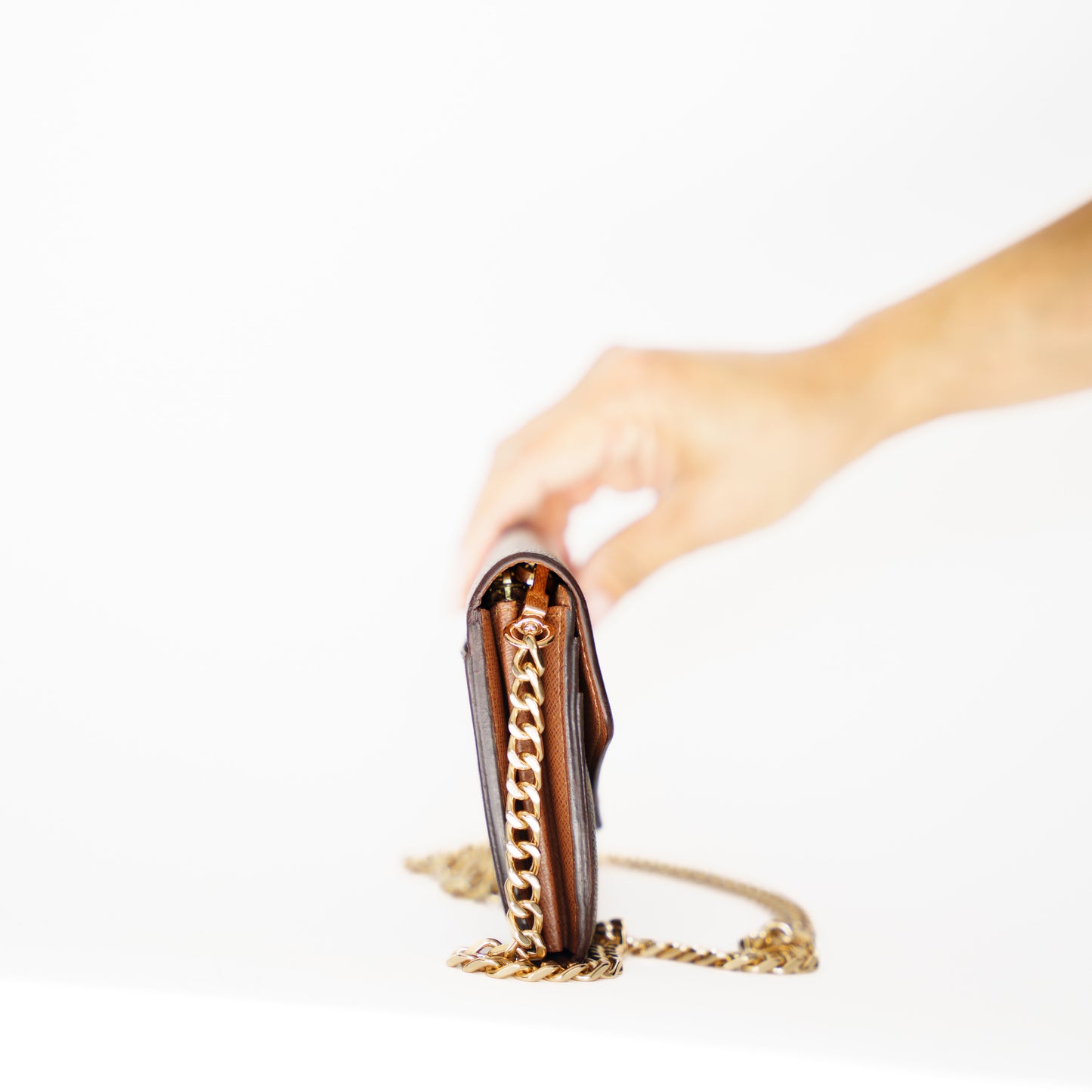 Louis Vuitton 2019 Sarah Wallet in Monogram Canvas CA4119