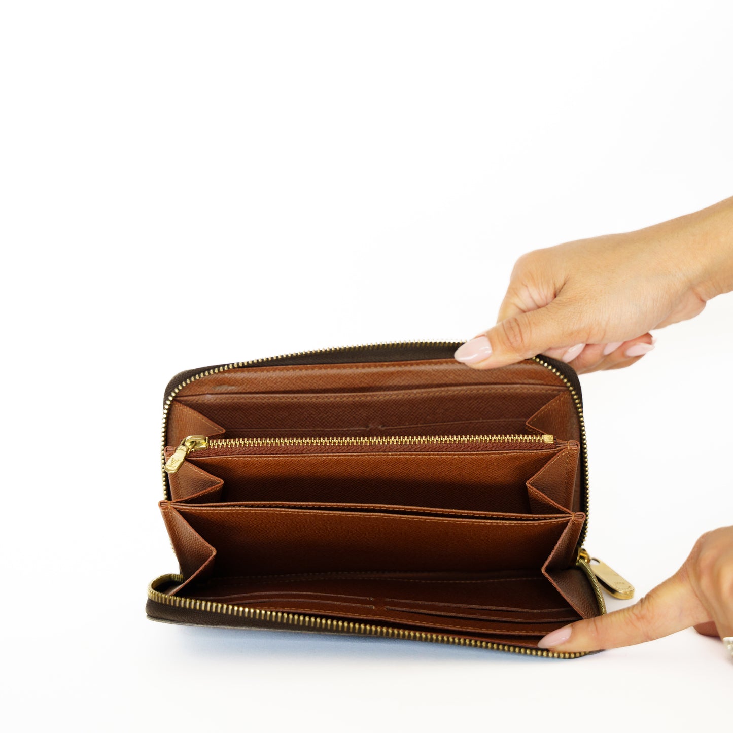 Louis Vuitton Monogram Zippy Wallet BC250925185