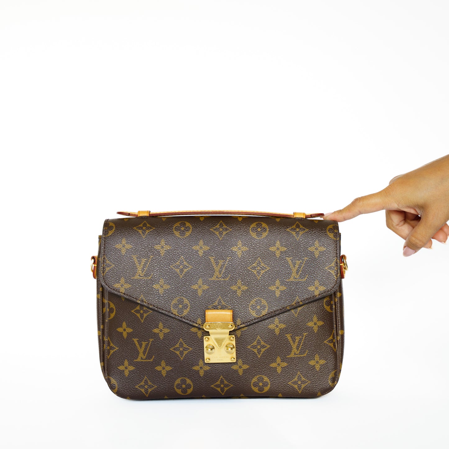 Louis Vuitton 2015 Monogram Pochette Metis DR3195